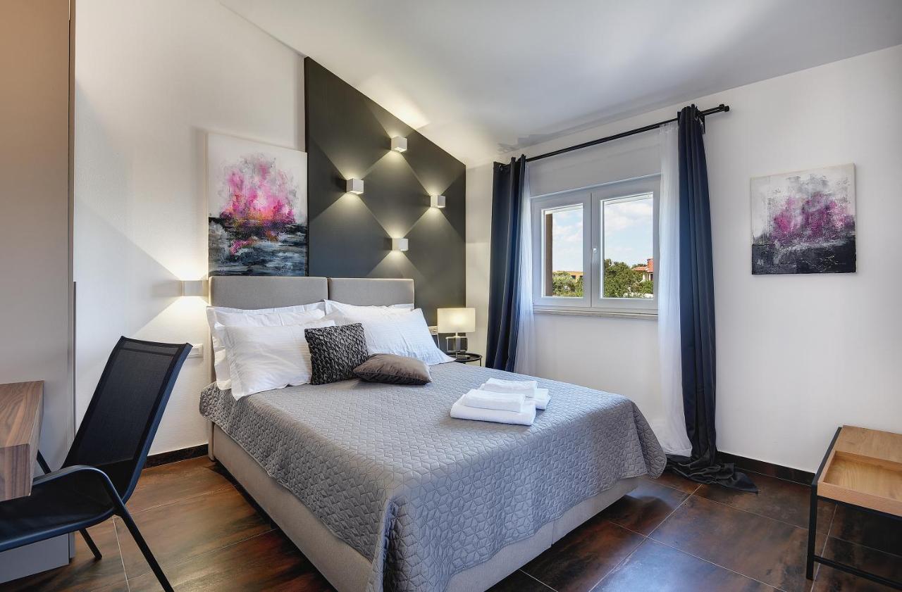 Vila Una With Private Pool Near Rovinj - Open 2022 Rovinjsko Selo Buitenkant foto